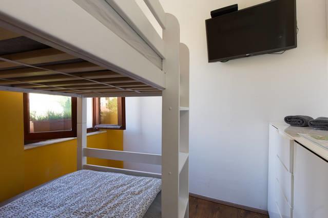 Hostel Kvarner- Private Rooms & Dorms Rijeka Bagian luar foto