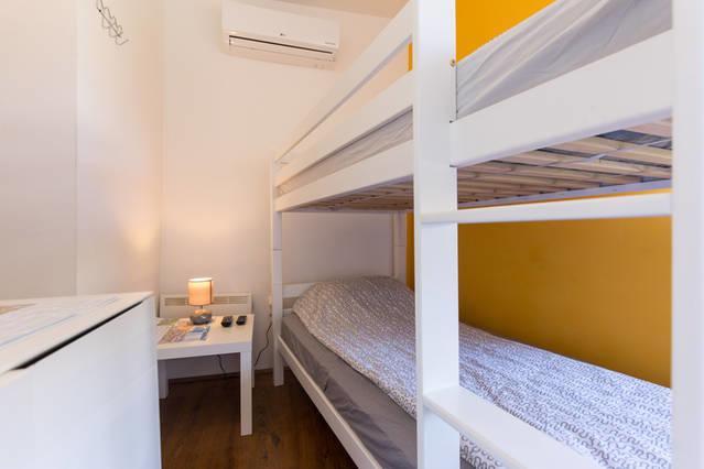 Hostel Kvarner- Private Rooms & Dorms Rijeka Bagian luar foto